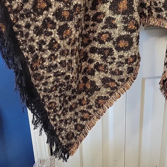 Leopard Print Poncho with Black Fringe - Picture 2 of 7